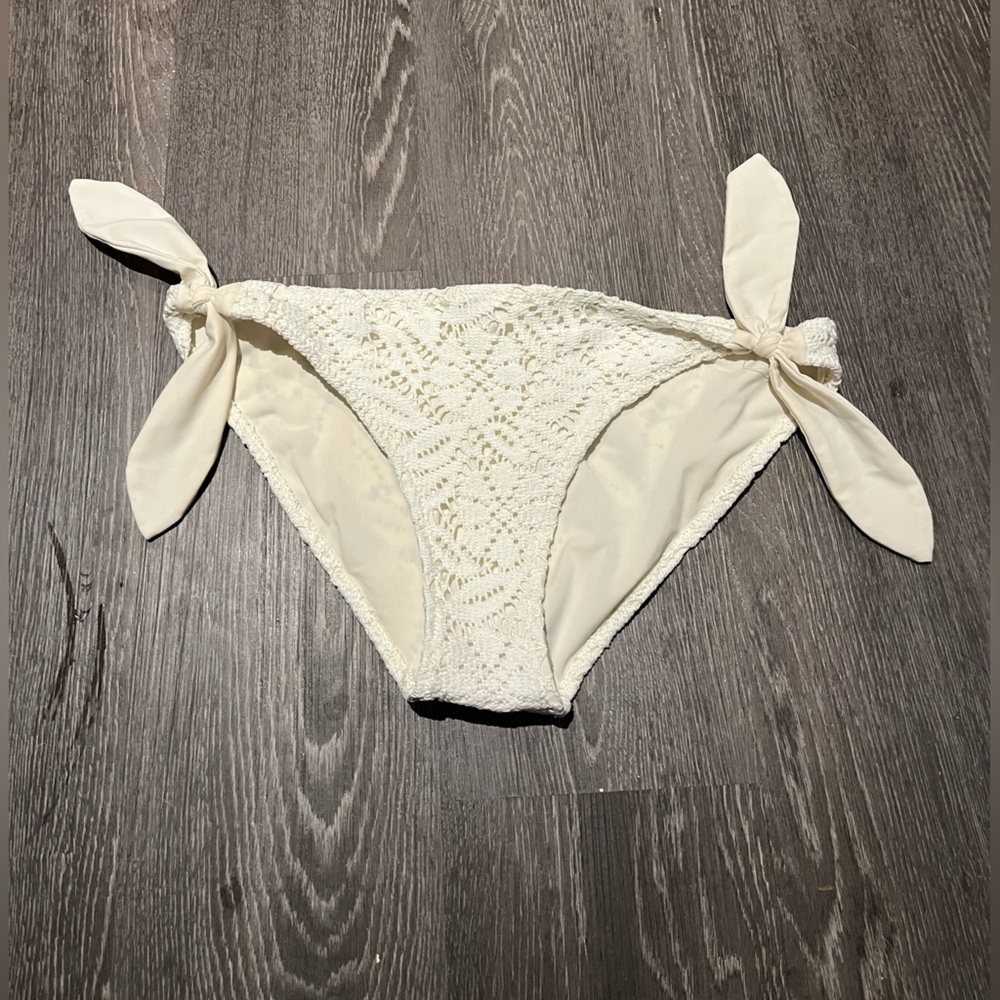 Aerie | Lace Tie Up Bikini Bottoms | Cream | M